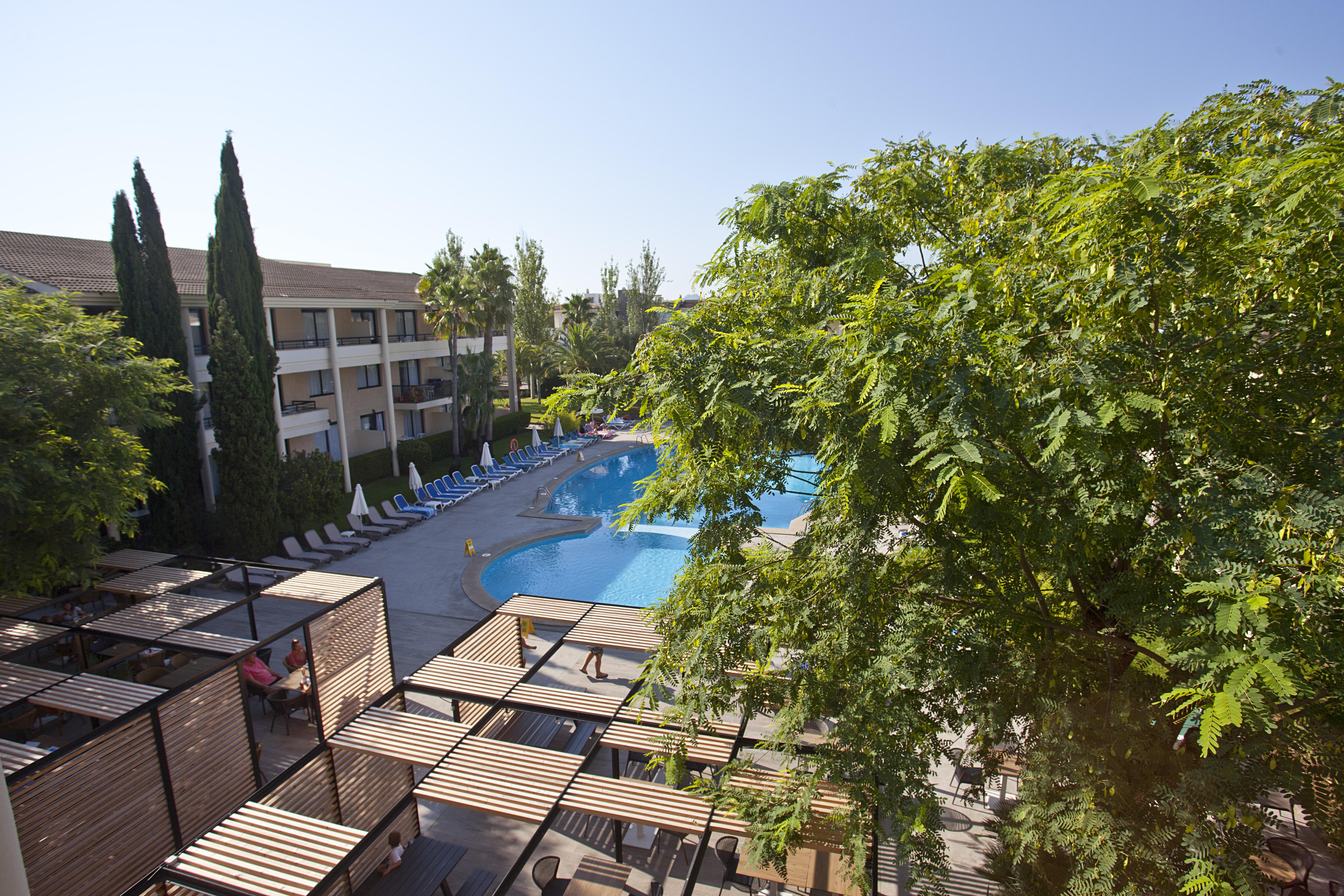 Hotel Bahia Pollensa Port de Pollenca Bagian luar foto