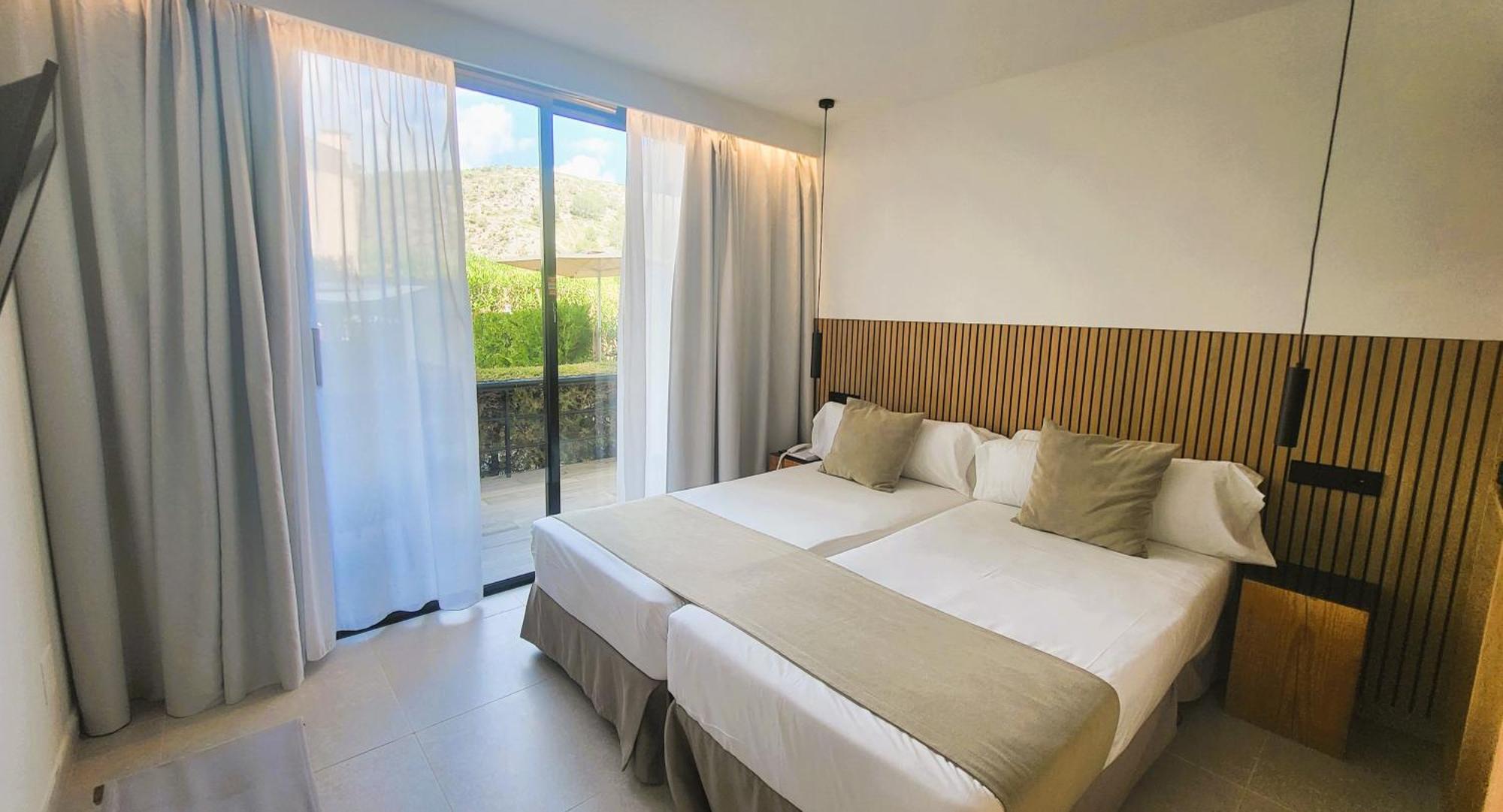 Hotel Bahia Pollensa Port de Pollenca Bagian luar foto